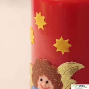 Handgefertigte rote Weihnachtskerze mit detailreichem Engel auf Wolke, Sternenhimmel-Dekor, perfektes Weihnachtsgeschenk Bild 5