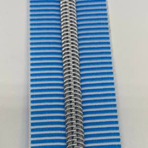 Reißverschluss „Silver Stripes“, breit, hellblau-weiß / Endlosreißverschluss mit metallisierter Kunststoffraupe / Meterw Bild 6