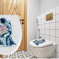 WC-Toiletten Aufkleber Astronaut mit Zeitung Tür-Bad-Toilette-Cartoon Aufkleber-Wunschtext-Personalisierbar Bild 1