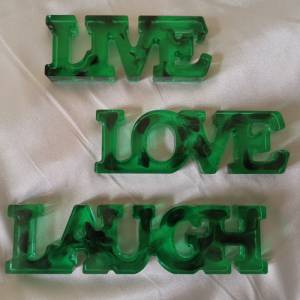 Schriftzug LIVE LAUGH LOVE aus Resin Epoxidharz | diverse Farben | mehrere Variaten | moderne Wohndekoration Bild 7
