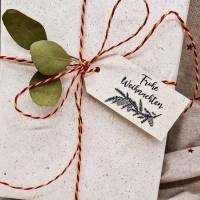 Geschenkanhänger aus Graspapier | Motiv Frohe Weihnachten Tannenzweig | 5 Stk. Bild 2