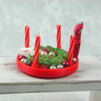 Roter  Teller mit Kerzenhalter  aus Kunststoff mit echten roten Kerzen Bild 6