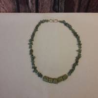 Halskette Serpentin/Jade mit afrikanischen Glasperlen – olivgrün Bild 4