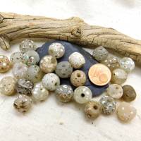 10 alte weiße Skunk Perlen mit Mängeln - milchig weiße venezianische Handelsperlen - Augenperlen B Ware Bild 3