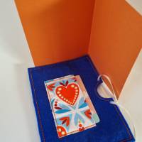 Gutscheinhülle und Blanco-Klappkarte - groß in blau "Herz" - mit Fach für Gutscheine in Scheckkartengröß Bild 8