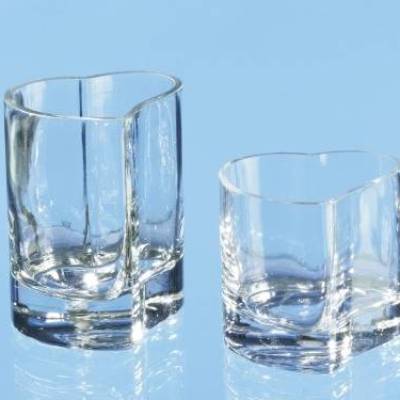 Glaswindlicht Herz – Romantisches Windlicht aus Glas in Herzform, 8 cm & 11 cm