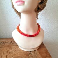 Gehäkelte Halskette aus Rocailles 38 cm Bild 2