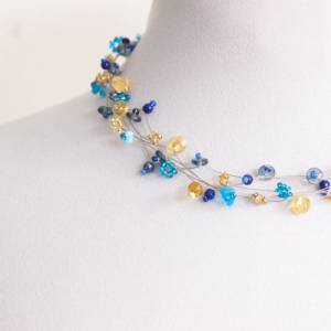 Fünf-reihiges duftig leichtes Collier aus Glas Blüten und Perlen in blau türkis und honig Farbtönen mit 925 Silber Bild 2