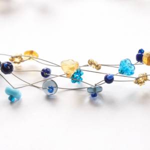 Fünf-reihiges duftig leichtes Collier aus Glas Blüten und Perlen in blau türkis und honig Farbtönen mit 925 Silber Bild 7