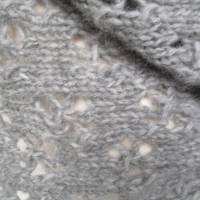 Strickschal aus babyalpaka und Wolle in Grau Bild 7