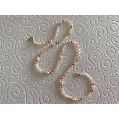 Perlenkette mit Karneol, Zuchtperlen/Saatperlen und Karneol, 38 cm lang, Geschenk für Frauen, Handarbeit aus Bayern