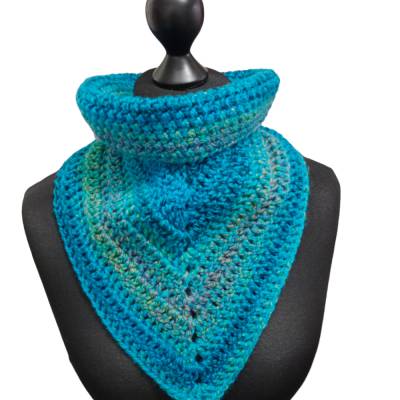 Schalkragen "Blauer Winter", gehäkelt, absolut weich