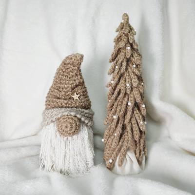 Kleiner gehäkelter Weihnachtsbaum aus Jute, Weihnachtsdeko