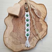 Schlüsselanhänger mit braunen oder grünen Holzperlen Bild 1