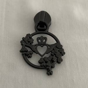 Zipper Coronation of Love, breit, gunmetal / Schieber für Reißverschlüsse mit Spiralraupe Bild 1