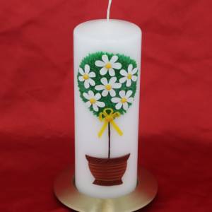 Künstlerkerze Margeritenstämmchen - die manuelle, kunsthandwerkliche Fertigung gibt diesen Kerzen das besondere Flair Bild 4