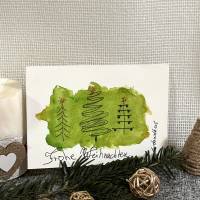 Schöne Weihnachtskarte mit Weihnachtsbäumen - Frohe Weihnachten - handgemalte Karte (A6) mit hochwertigen Aquarellfarben Bild 1