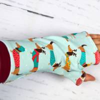 Gemütliche Armstulpen mit Daumenloch aus Sommersweat ~ Weihnachtsdackel Bild 5