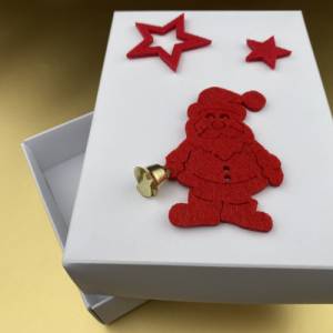 Geschenkschachtel Weihnachten, Schachtel für Geschenke, Weihnachtsmann mit echter Glocke, Sterne aus Filz, Verpackung. Bild 3