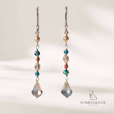 asymmetrische Ohrringe, extra lange Damenohrringe, ungleiche Ohrringe, zwei verschiedene Ohrringe, transparent Ohrhänger