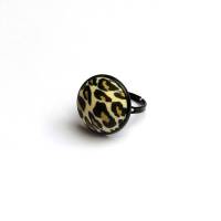 Ring "Leopardy" mit Silikon -Cabochon im Leo-Look 18mm und schwarzer Fassung, verstellbar Bild 1