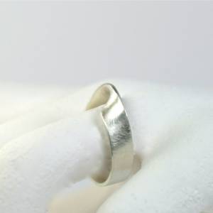 Hand geschmiedeter Ring Möbiusband 925 Silber Bild 7