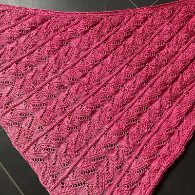 Schultertuch handgestrickt 120x70cm