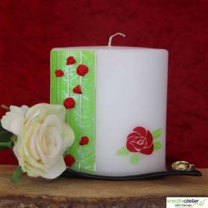 Hochzeitstagskerze mit roten Rosen, weiß, ellipsenförmige Formkerze, Kerze zum Hochzeitstag, Geschenk Hochzeitstag Bild 4