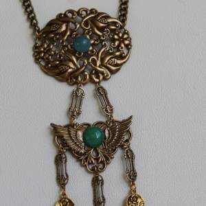 Chatelaine mit Zierteilen im Stil des Art Nouveau und Jade Bild 1