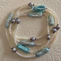Perlenkette  96 cm lang weiß bunt, exklusive Zuchtperlenkette, Wickelarmband, Geschenk Frauen, Handarbeit aus Bayern Bild 6