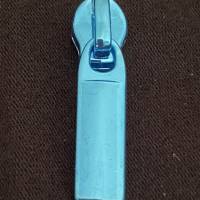 Zipper Intense Colors, schmal, blau / Schieber für schmale Endlosreißverschlüsse mit Spiralraupe / Anhänger / Puller Bild 1