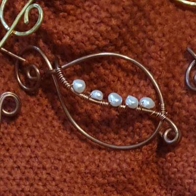 Drahtschmuck, Tuchnadel aus Kupfer, Gewandnadel oder Haarnadel 8 cm