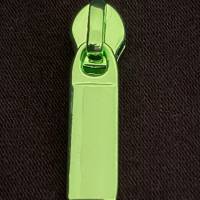 Zipper Intense Colors, schmal, grün / Schieber für schmale Endlosreißverschlüsse mit Spiralraupe / Anhänger / Puller Bild 1