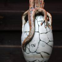 Keramik Stele mit kleiner Drachenechse frostfeste Gartenkeramik Keramikkunst Bild 6