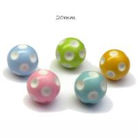 Wechselschmuck Collier "Polka Dots" mit 5 weiß gepunkteten XXL Perlen in Pastellfarben, Steckverschluss, 50ger Bild 2