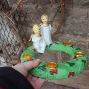 Adventskranz mit Engeln Kerzenkranz Bisquitporzellan Handbemalt 90er Jahre Bild 6