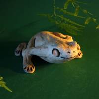 Keramikfrosch kleine Froschskulptur kleines Keramikobjekt für den Garten Haus oder Wintergarten Bild 3