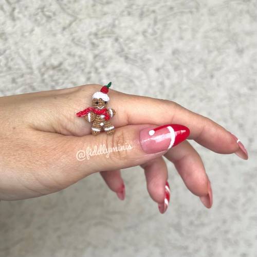 Gehäkelter Mini Lebkuchenmann (microcrochet)