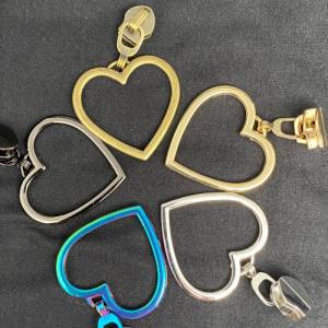 Zipper Heart3, breit, große Größe, regenbogen / Schieber für Reißverschlüsse mit Spiralraupe Bild 3