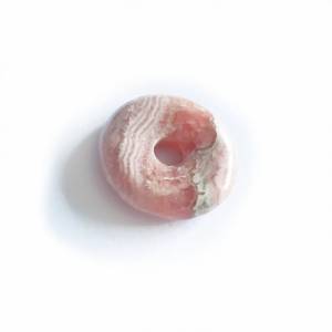 Rhodochrosit Donut 25mm (A-Qualität) - Steinanhänger aus Rhodochrosit - Edelstein Glücksbringer Energiestein Bild 1