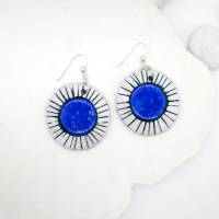 Blaue runde Ohrringe Polymer Clay, große Ohrringe, weiße Ohrringe mit Muster, geometrische Ohrringe, Geschenk Bild 1