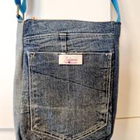 Schulter Tasche aus Jeanshose genäht, Upcycling-Tasche, Einzelstück Bild 1