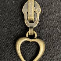 Zipper Heart1, breit, kleine Größe, bronze / Schieber für Reißverschlüsse mit Spiralraupe Bild 1