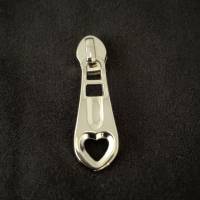 Zipper Heart, breit, silber / Schieber für Reißverschlüsse mit Spiralraupe Bild 1