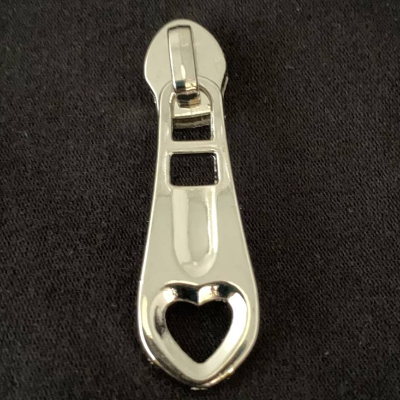 Zipper Heart, breit, silber / Schieber für Reißverschlüsse mit Spiralraupe