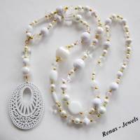 Bettelkette lang weiß goldfarben Perlen mit Holz Anhänger Perlenkette Boho Kette Handgefertigt Bild 3