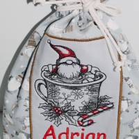 Bestickter Weihnachtsbeutel witziges Nikolausmotiv personalisierter weihnachtlicher Geschenksack Wunschname Bild 2