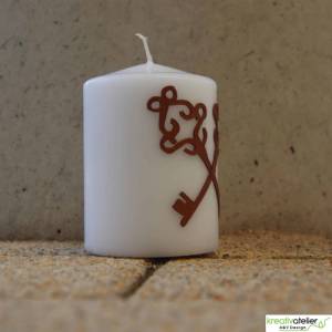 Weiße Kerze mit Schlüsseln in Echtwachsverzierung; Kerze Beruf, Kerze Branche Bild 3