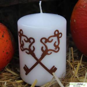 Weiße Kerze mit Schlüsseln in Echtwachsverzierung; Kerze Beruf, Kerze Branche Bild 7