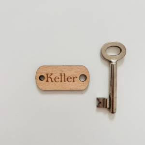 Schlüsselanhänger personalisiert aus Holz für das Schlüsselbrett Autoschlüssel Bild 4